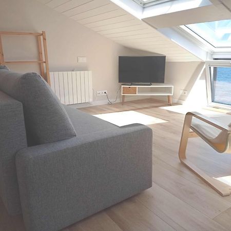 Vila Marina. Casa Marinera Con Terraza Sobre El Mar En Caion Cayón Kültér fotó