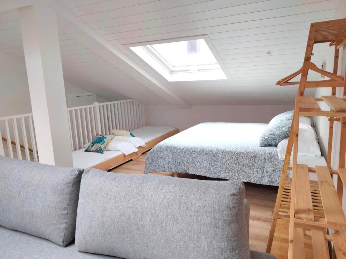 Vila Marina. Casa Marinera Con Terraza Sobre El Mar En Caion Cayón Kültér fotó